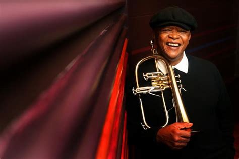 Le Concert Rainbow Nation de Hugh Masekela: Un Ode Joyeuse à la Musique et à la Liberté!