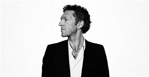 Rencontre Littéraire: Voyage Inédit avec Vincent Cassel et le Mystère de la Plume Perdue!